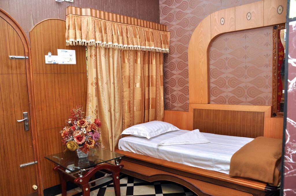 Hotel Shri Swarna'S Palace - A Business Class Hotel Tiruchirappalli Εξωτερικό φωτογραφία